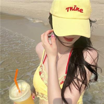 窗户边有人
